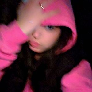 Meet your Posher, Aly